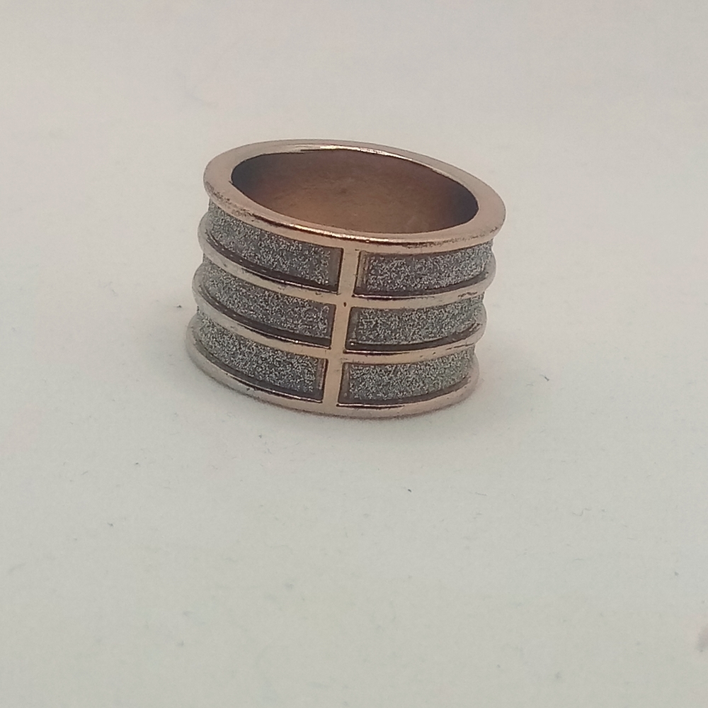 Rose Gold Pave' Band - Picture 4 of 4